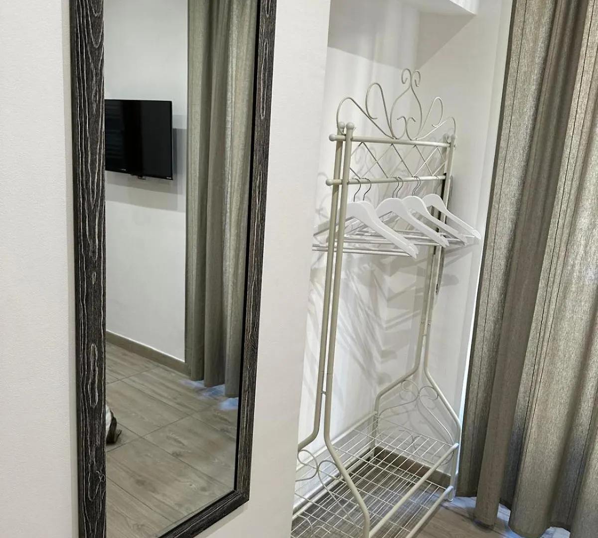 Bed & Breakfast Ferry Terminal Rooms Genoa